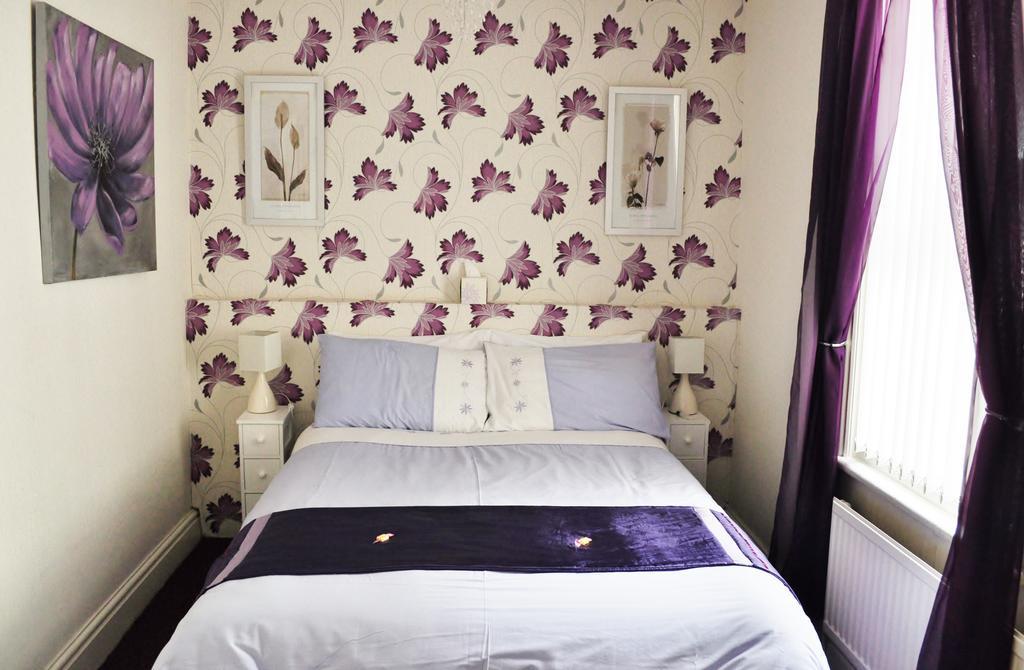 Cheers Hotel Blackpool Room photo